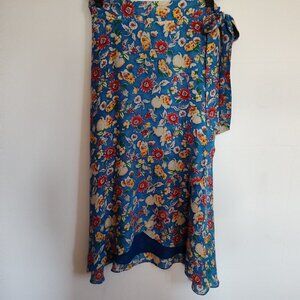 Ladies Petite SZ 6P Lauren Ralph Lauren Blue Floral Silk Wrap Skirt